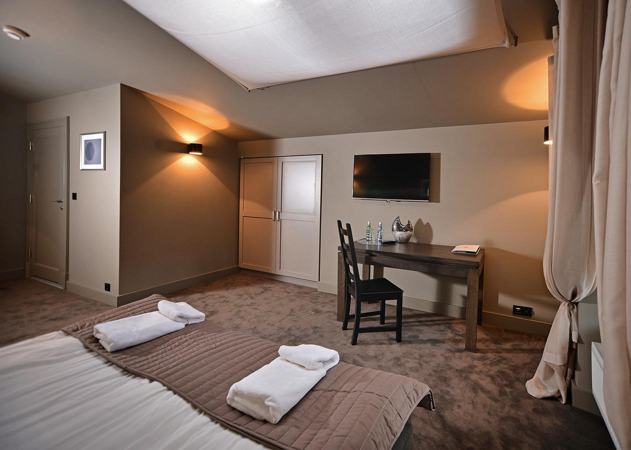 Hotel Biala Sala Szczawno-Zdroj Luaran gambar